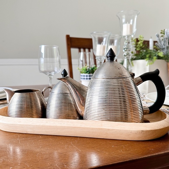 VTG Silver-Plated Torre & Tagus Beehive Tea Set 3-Piece with Bakelite Handles - Picture 2 of 5